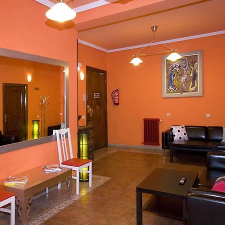 Hostal Rico Madrid Kültér fotó