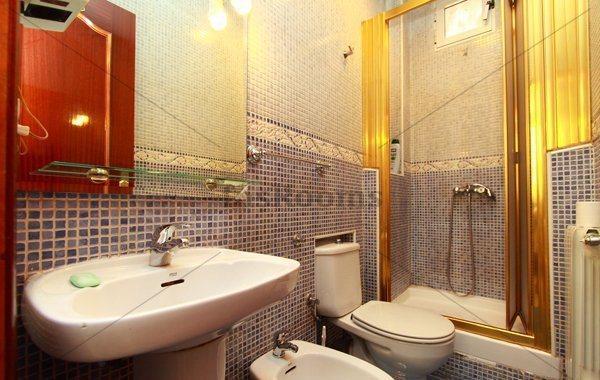 Hostal Rico Madrid Kültér fotó
