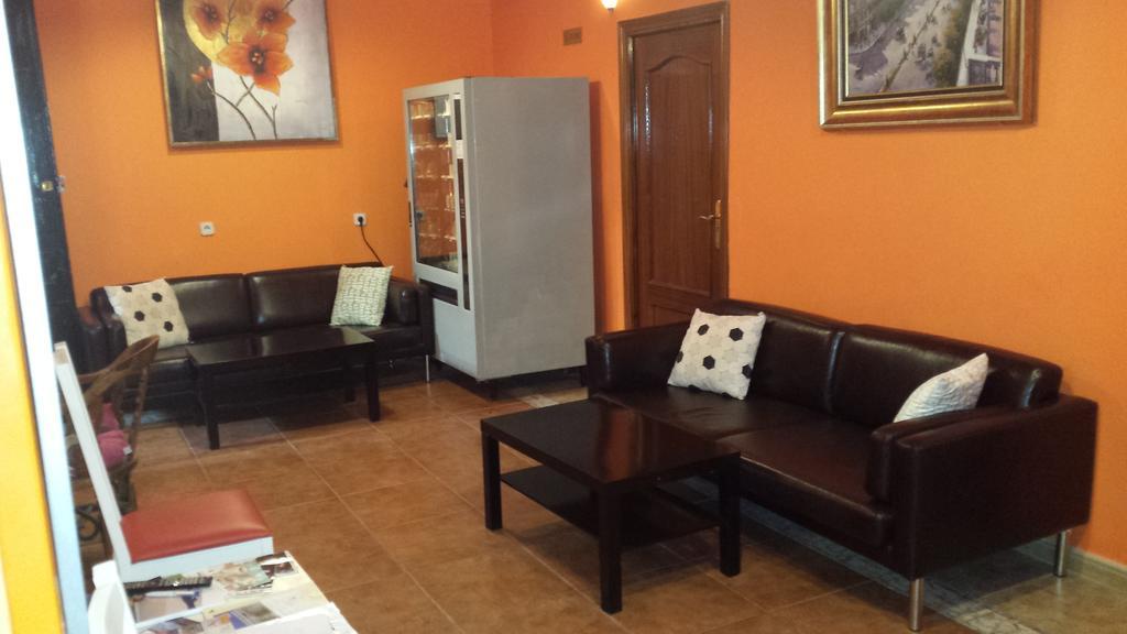 Hostal Rico Madrid Kültér fotó