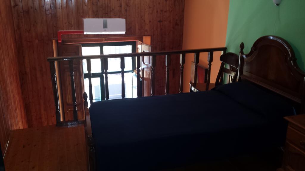 Hostal Rico Madrid Kültér fotó