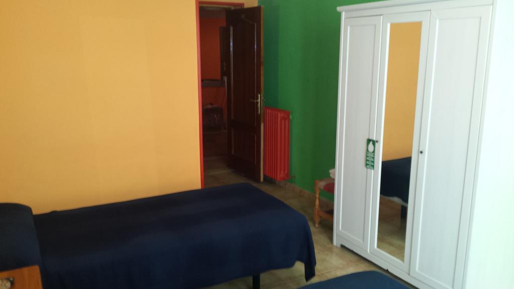 Hostal Rico Madrid Kültér fotó