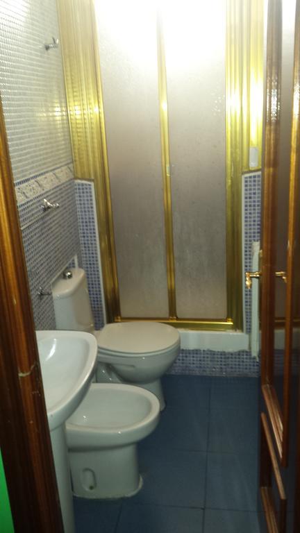 Hostal Rico Madrid Kültér fotó