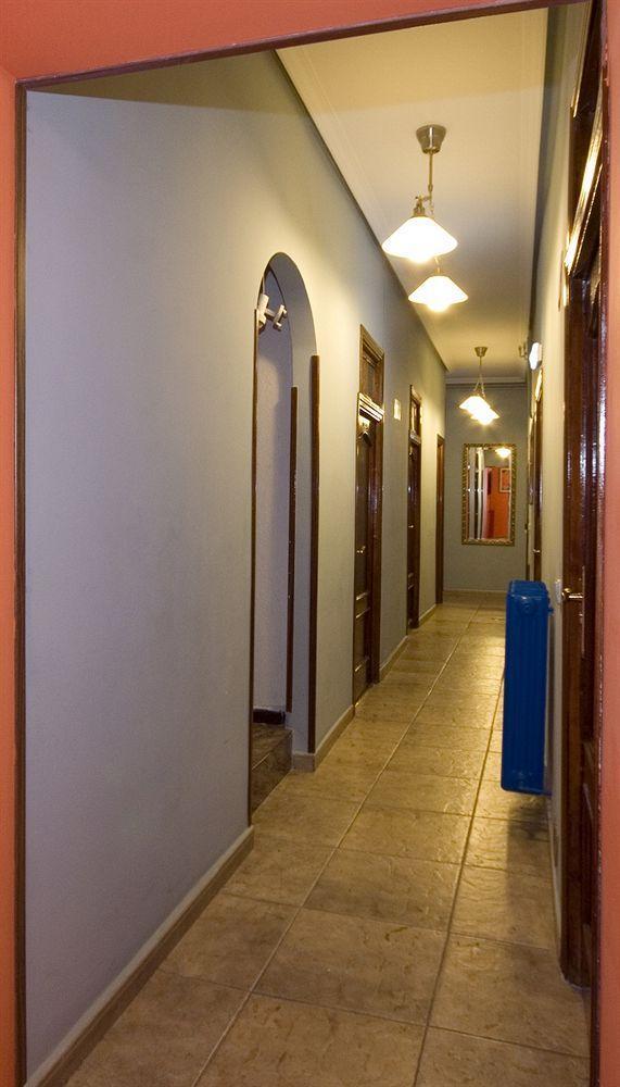 Hostal Rico Madrid Kültér fotó