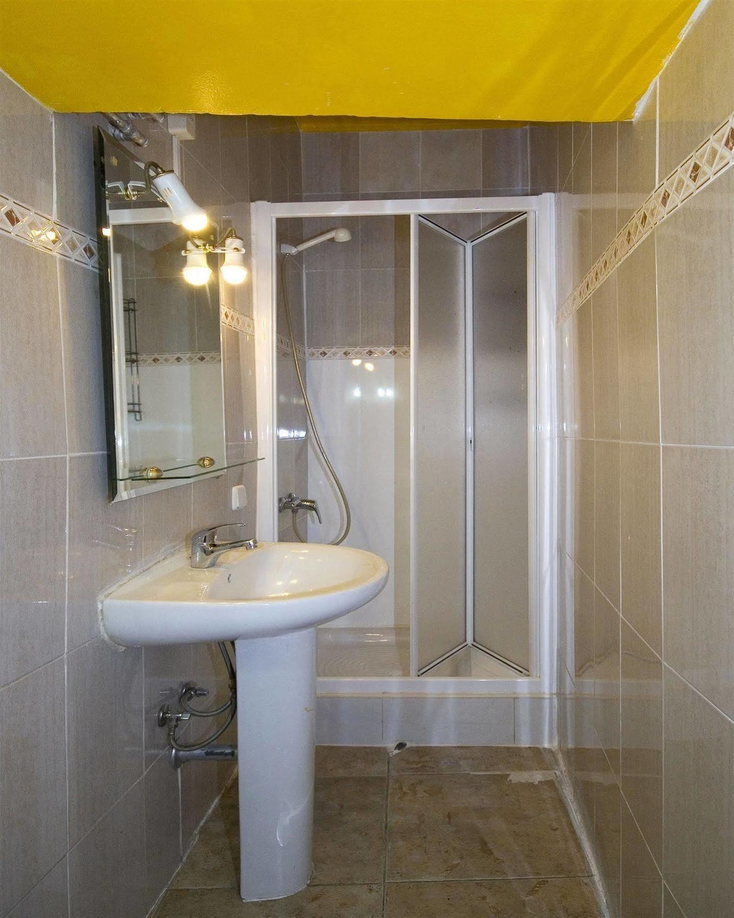 Hostal Rico Madrid Kültér fotó