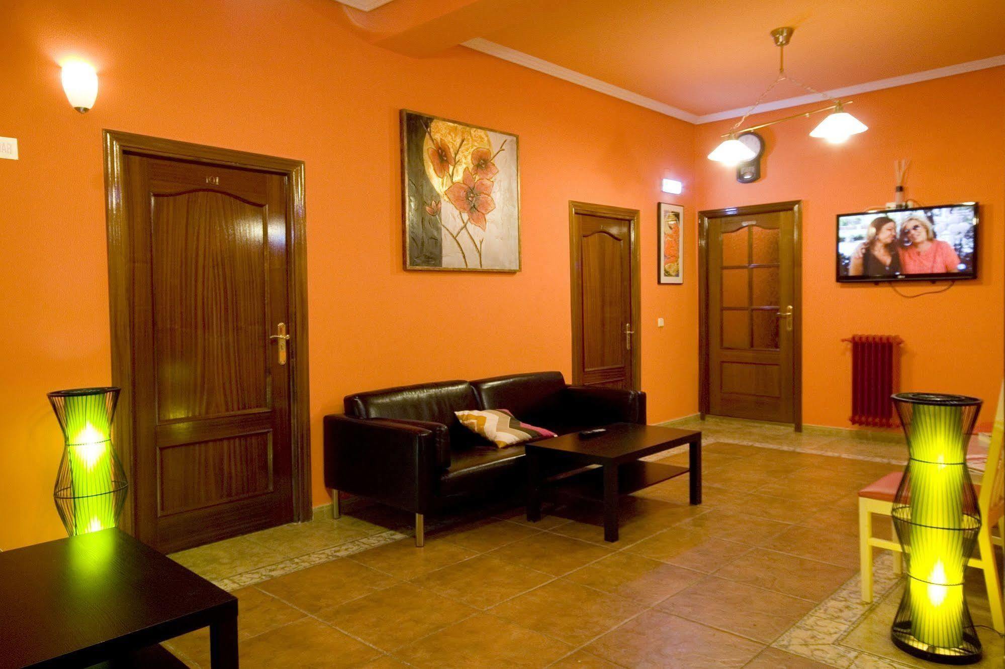 Hostal Rico Madrid Kültér fotó
